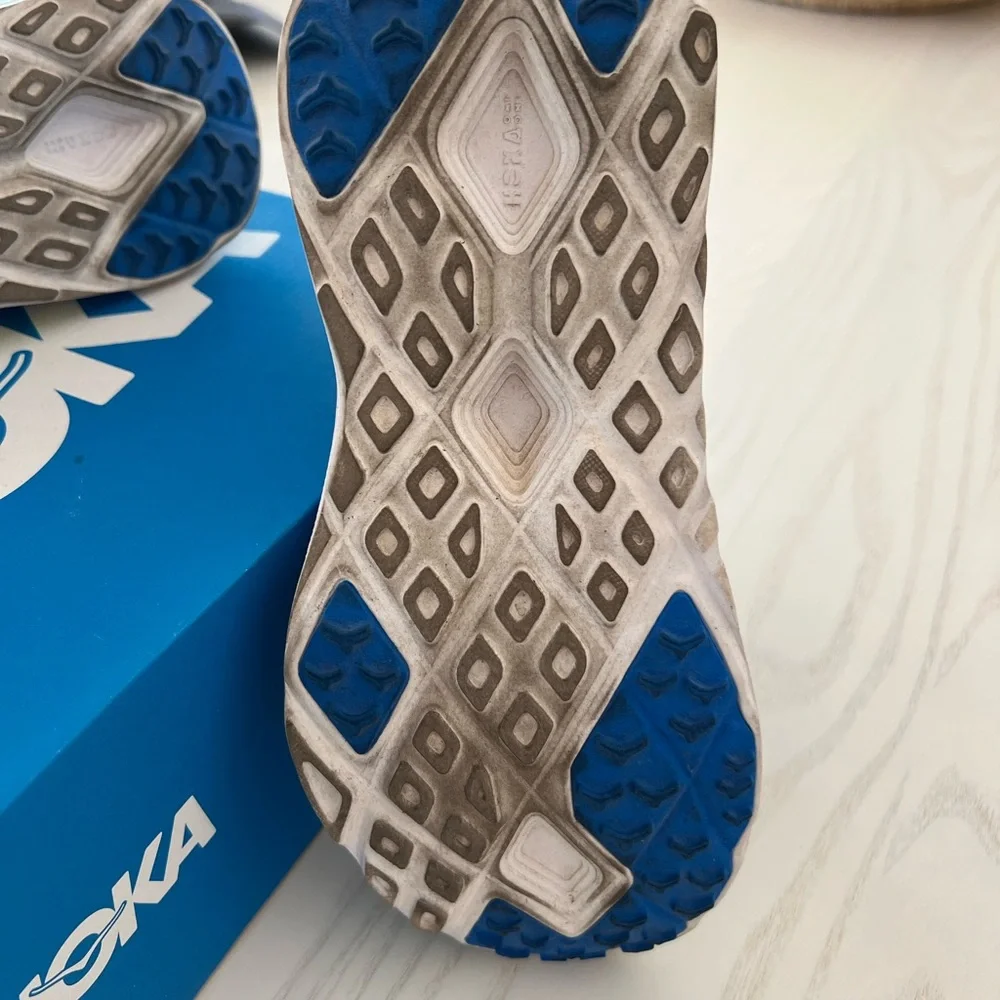 Hoka Huaka Origins athletic shoes - Picture 4 of 4
